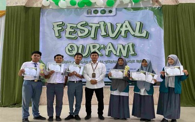 Rebut juara 2 putra dan juara 3 putri lomba Fahmi dalam Festival Qur'ani, 